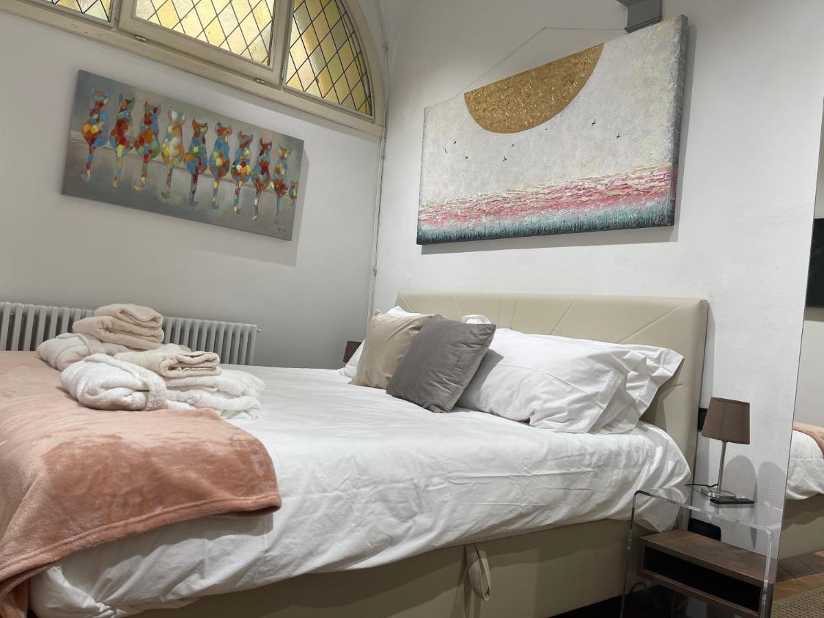 Unique And Antique Apartment 佛罗伦萨 外观 照片